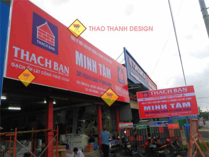 Biển quảng cáo là hình thức trưng bày thông tin nhãn hiệu, làm biển bạt hiflex