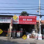 làm biển hiệu cửa hàng gạch men Một bảng hiệu đẹp, chuyên nghiệp sẽ tạo ấn tượng mạnh mẽ, giúp tăng khả năng nhận diện và ghi nhớ thương hiệu.