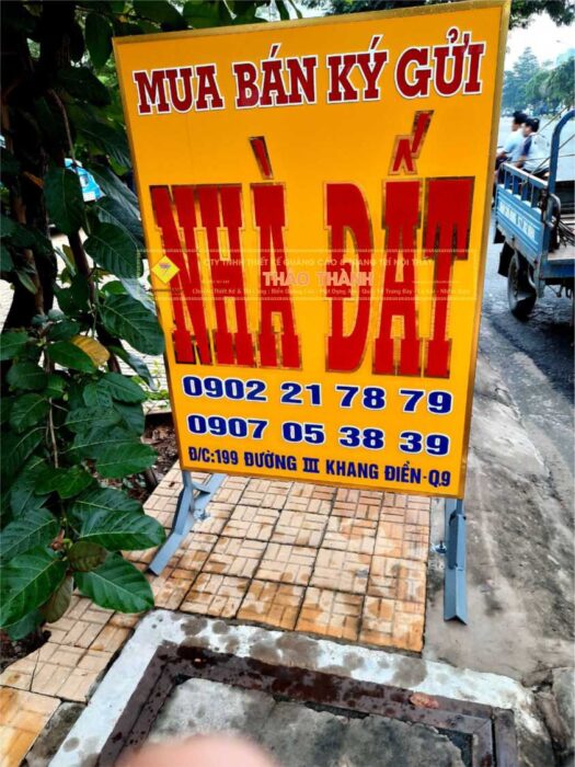 Bảng hiệu alu không chỉ giúp doanh nghiệp xây dựng hình ảnh chuyên nghiệp mà còn đảm bảo độ bền cao với chi phí hợp lý.
