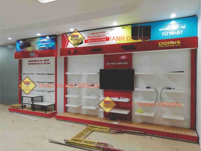 thi công kệ trưng bày âm thanh Kệ trưng bày không chỉ giúp bố trí thiết bị gọn gàng mà còn góp phần nâng cao giá trị sản phẩm. Lựa chọn kệ phù hợp sẽ giúp không gian trưng bày trở nên chuyên nghiệp, thu hút khách hàng và tối ưu hiệu quả kinh doanh.