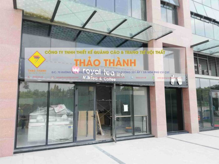 Biển hiệu quán không chỉ đơn thuần là biển quảng cáo mà còn là công cụ quan trọng giúp quán thu hút khách hàng.