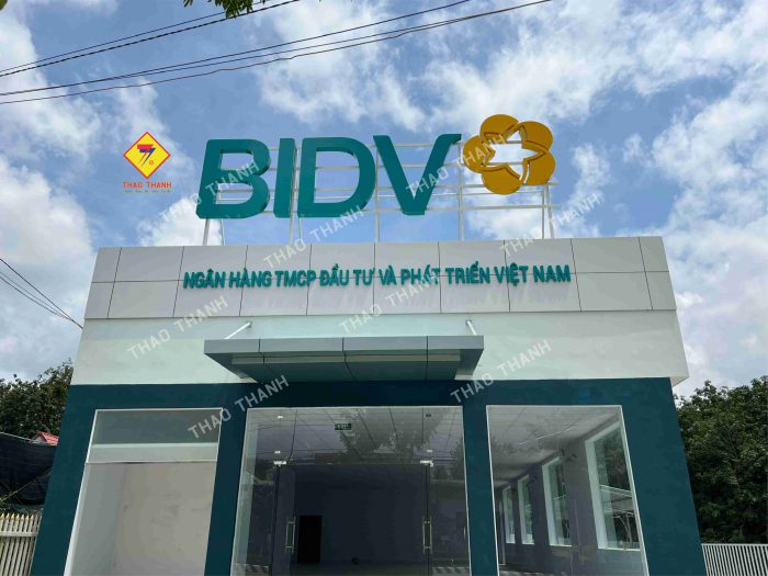 biển hiệu ngân hàng qunagr cáo chữ nổi ngân hàng, thi công chữ nổi alu