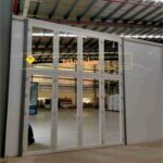 làm cửa nhôm kính văn phòng Cửa nhôm kính văn phòng